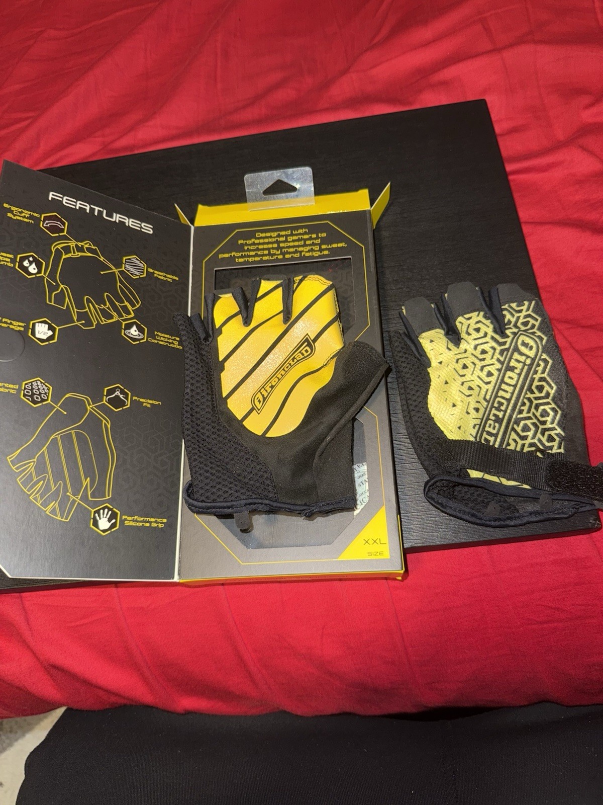 IronClad Fingerless Gaming Gloves/Brand New Never Used Great for Sweaty Hands