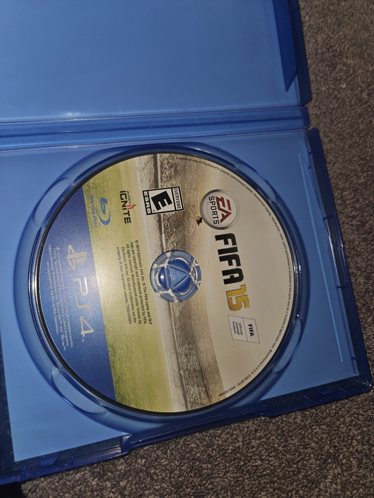 (Lot of 3 ) PS4 Games) NBA 2K18, MADDEN17,FIFA15