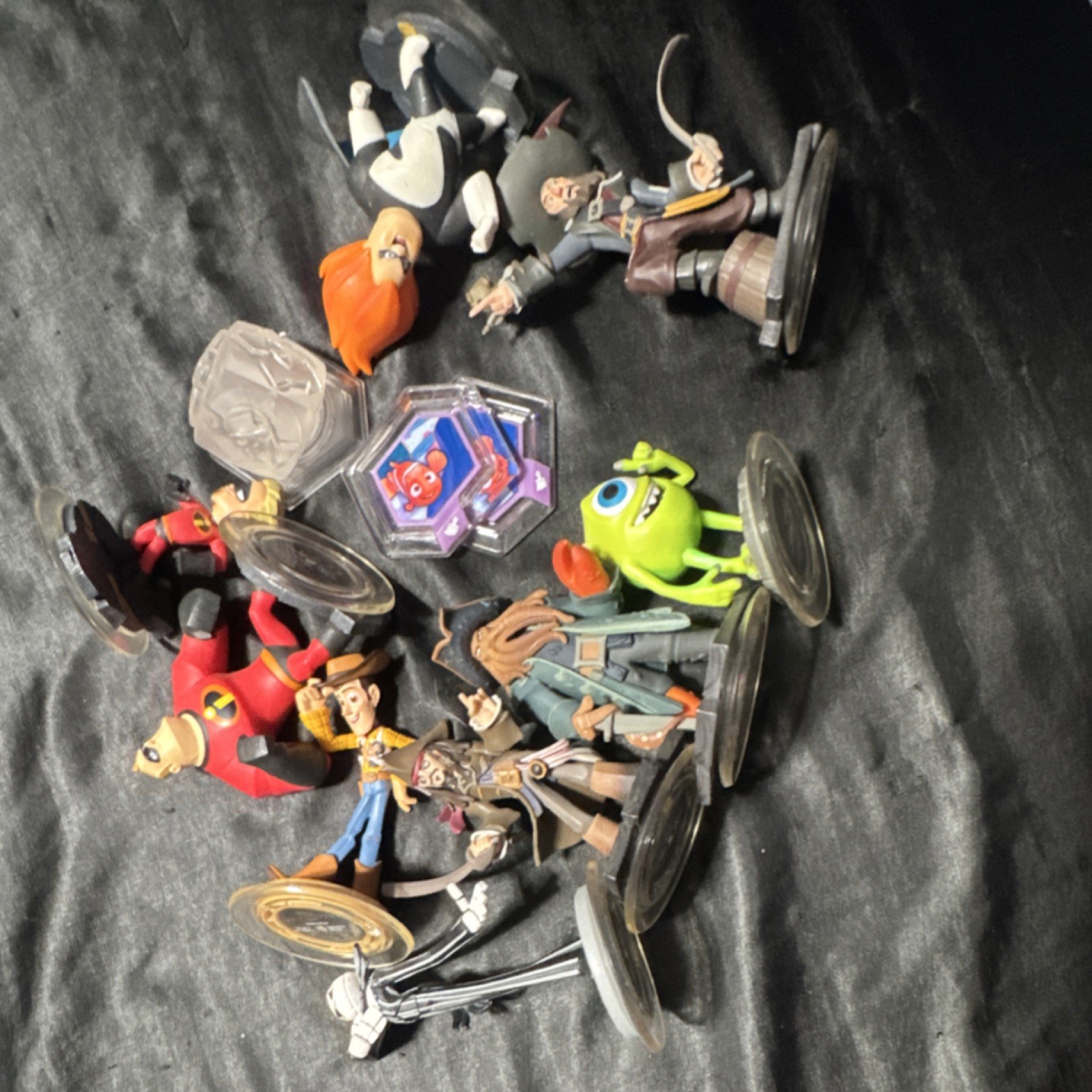 Disney Infinity Character Figure Pack Lot – Mr. Incredible, Jack Sparrow, Woody