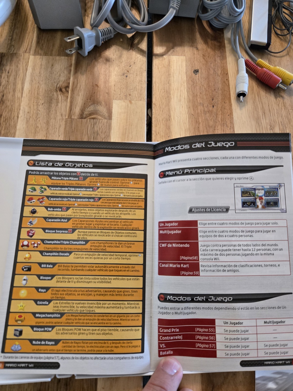 Nintendo Mario Kart Wii CIB. Does Not Load Past Game Menu.