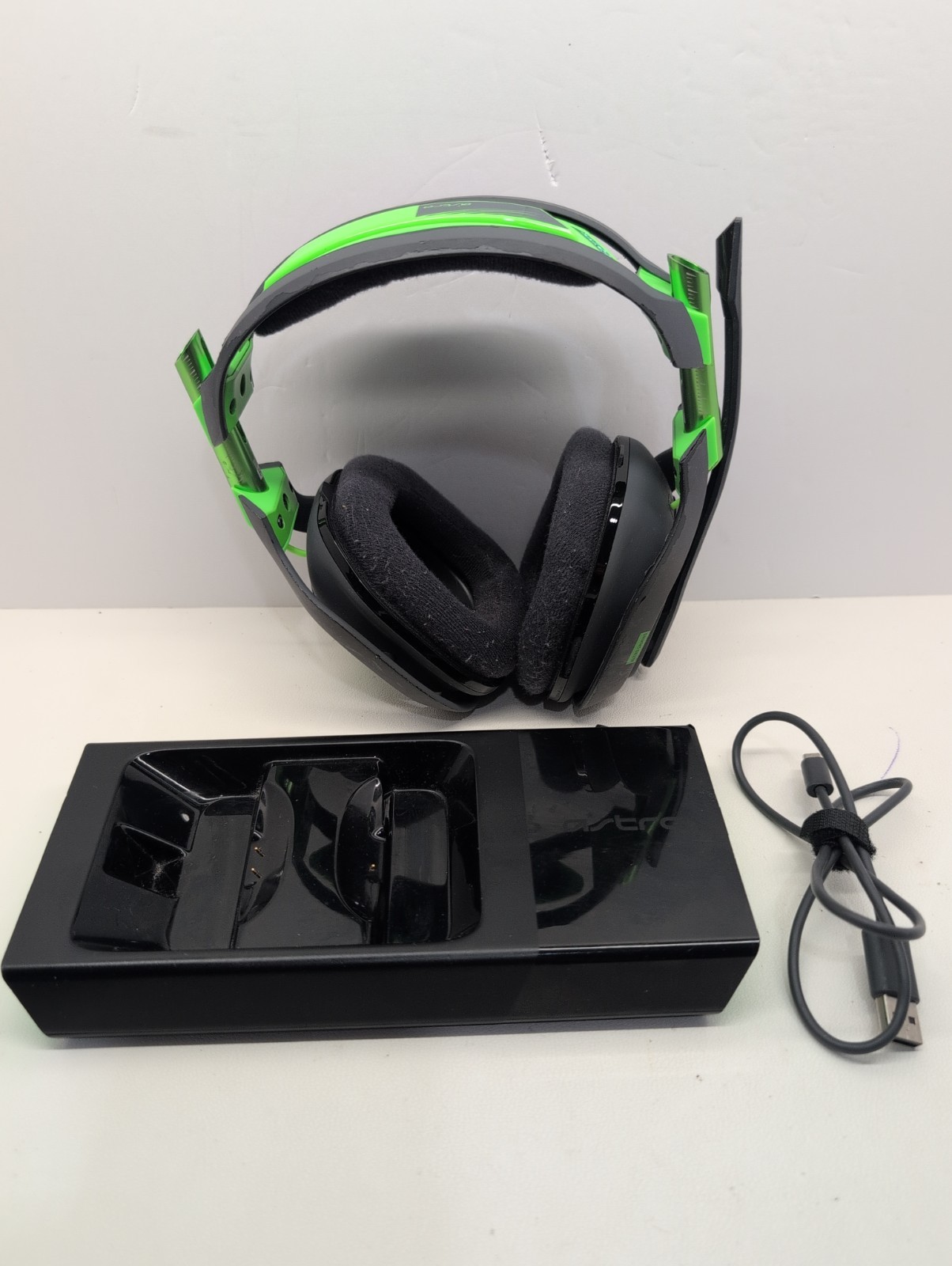 Astro A50 Gen 3 Wireless Headset and Base Station for Xbox/Pc