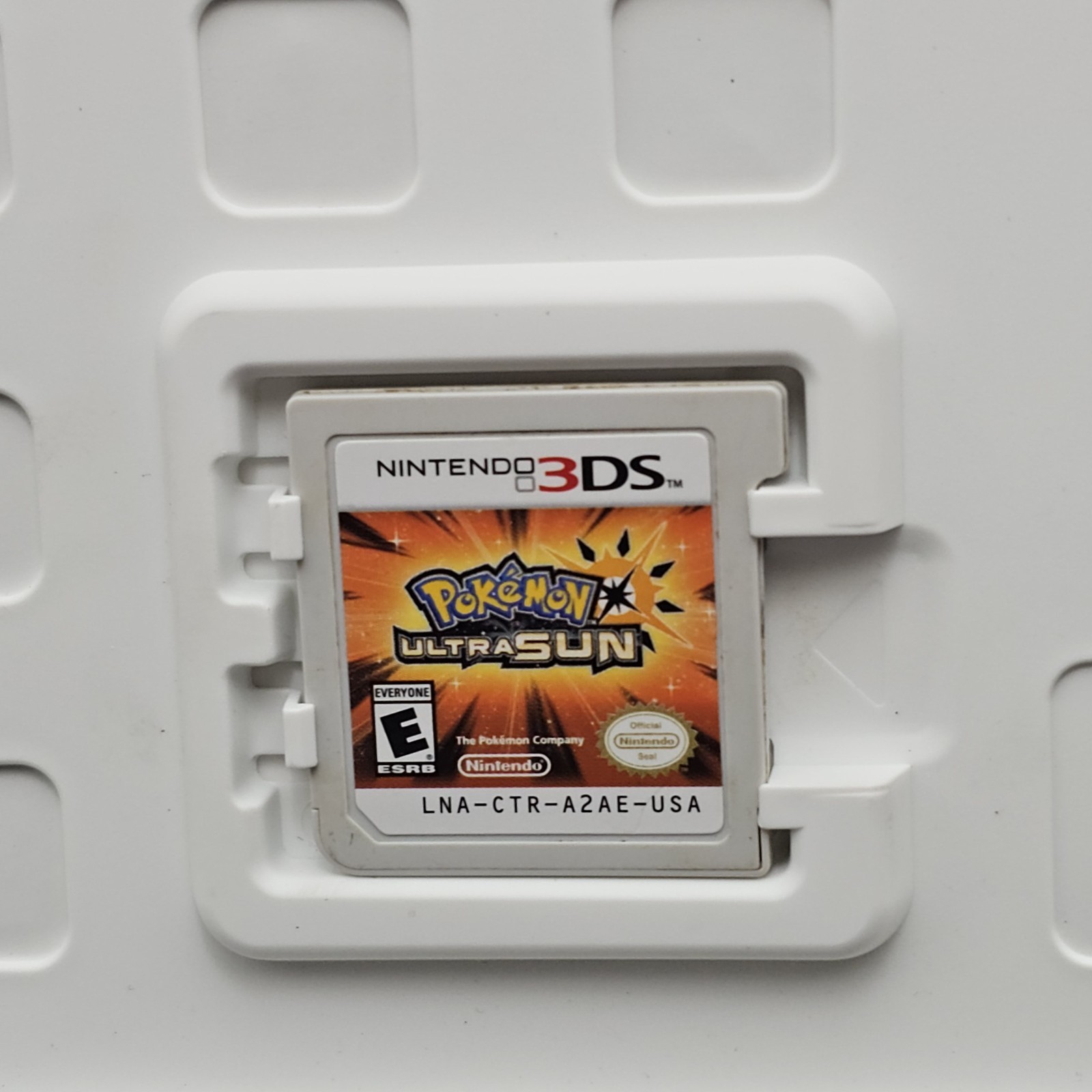 Pokémon Ultra Sun Nintendo 3DS Game w/ Case, E Rated, NTSC-U/C (US/CA)
