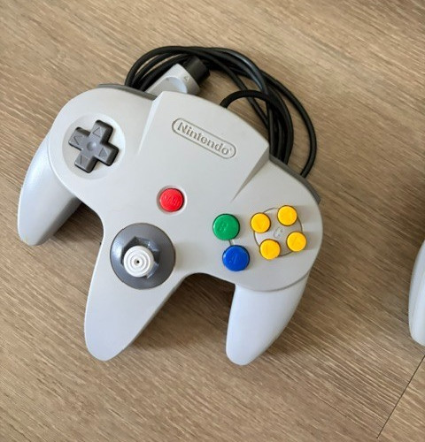 Nintendo 64 – Charcoal Gray Bundle w/ 2 Controllers & Super Smash Bros!