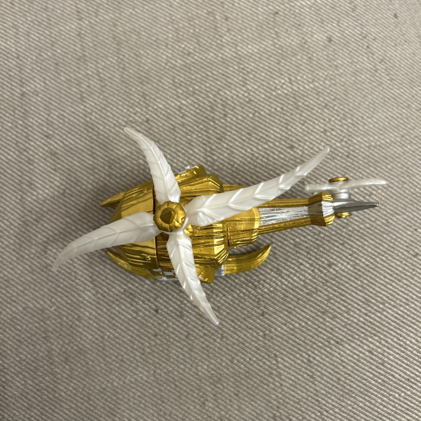 Skylanders SUPERCHARGERS Vehicle: NITRO STEALTH STINGER Gold Variant