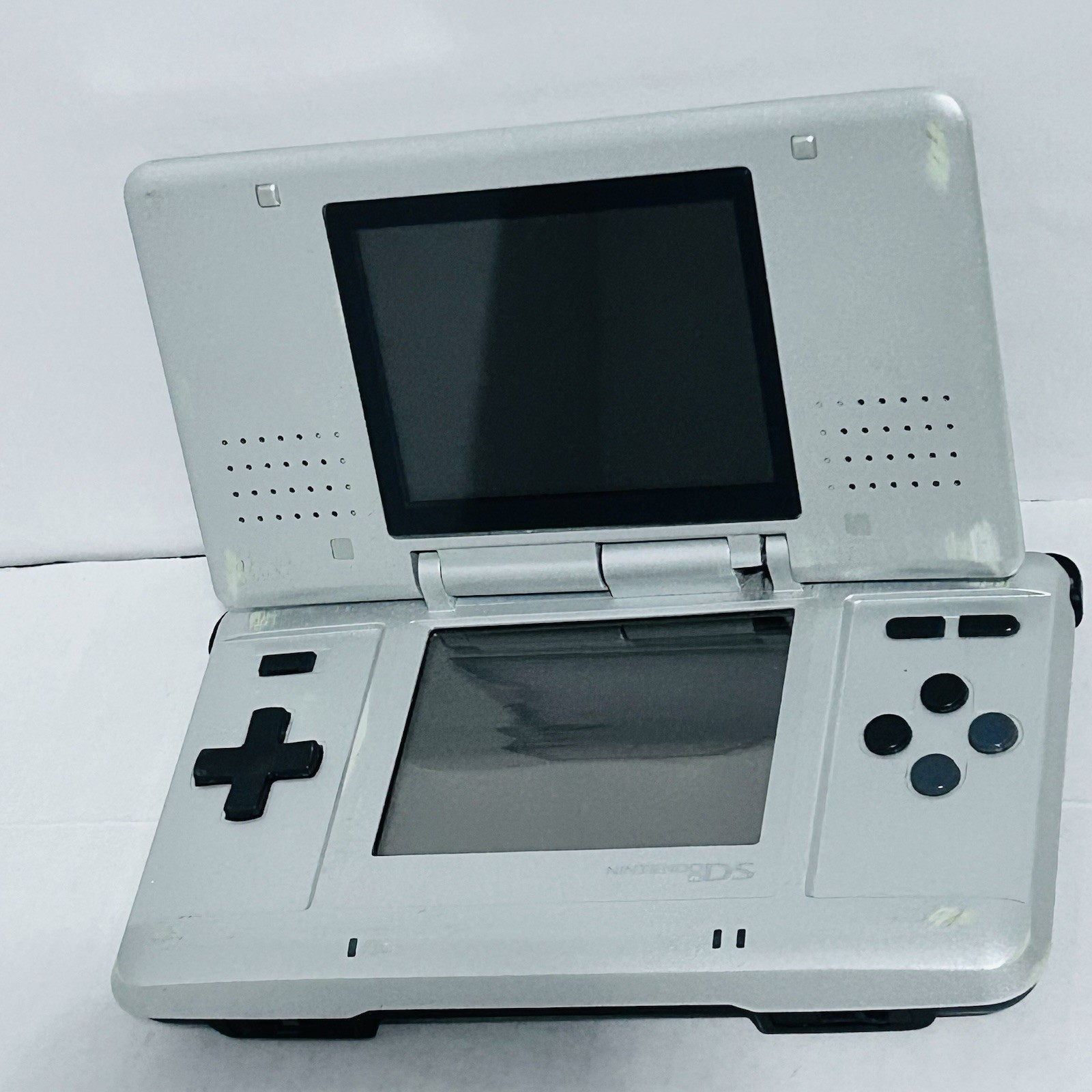 Nintendo DS NTR-001 Original Silver has Broken Hinge FOR PARTS OR REPAIR AS-IS