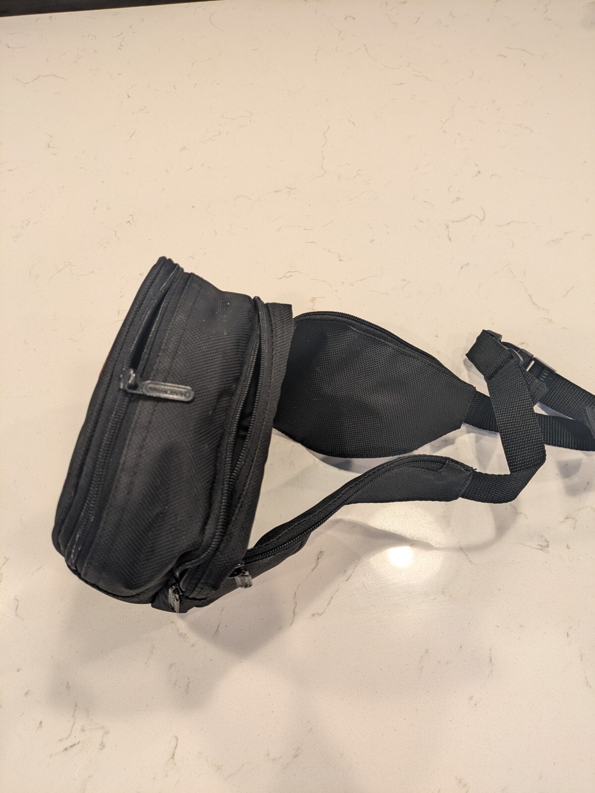 Official Nintendo 64 N64 Controller Game Travel Bag Hip Fanny Pack