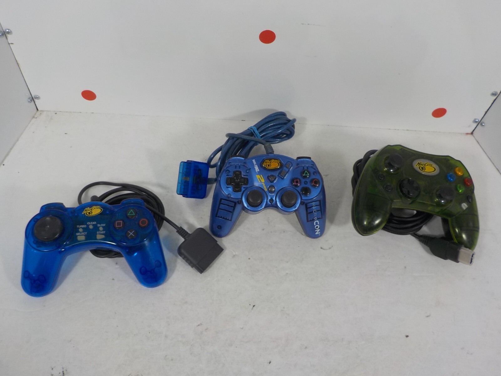 N A129 Mad Catz Third Party Controller Lot of 3 (1 PS1, 1 PS2 &1 Original Xbox)