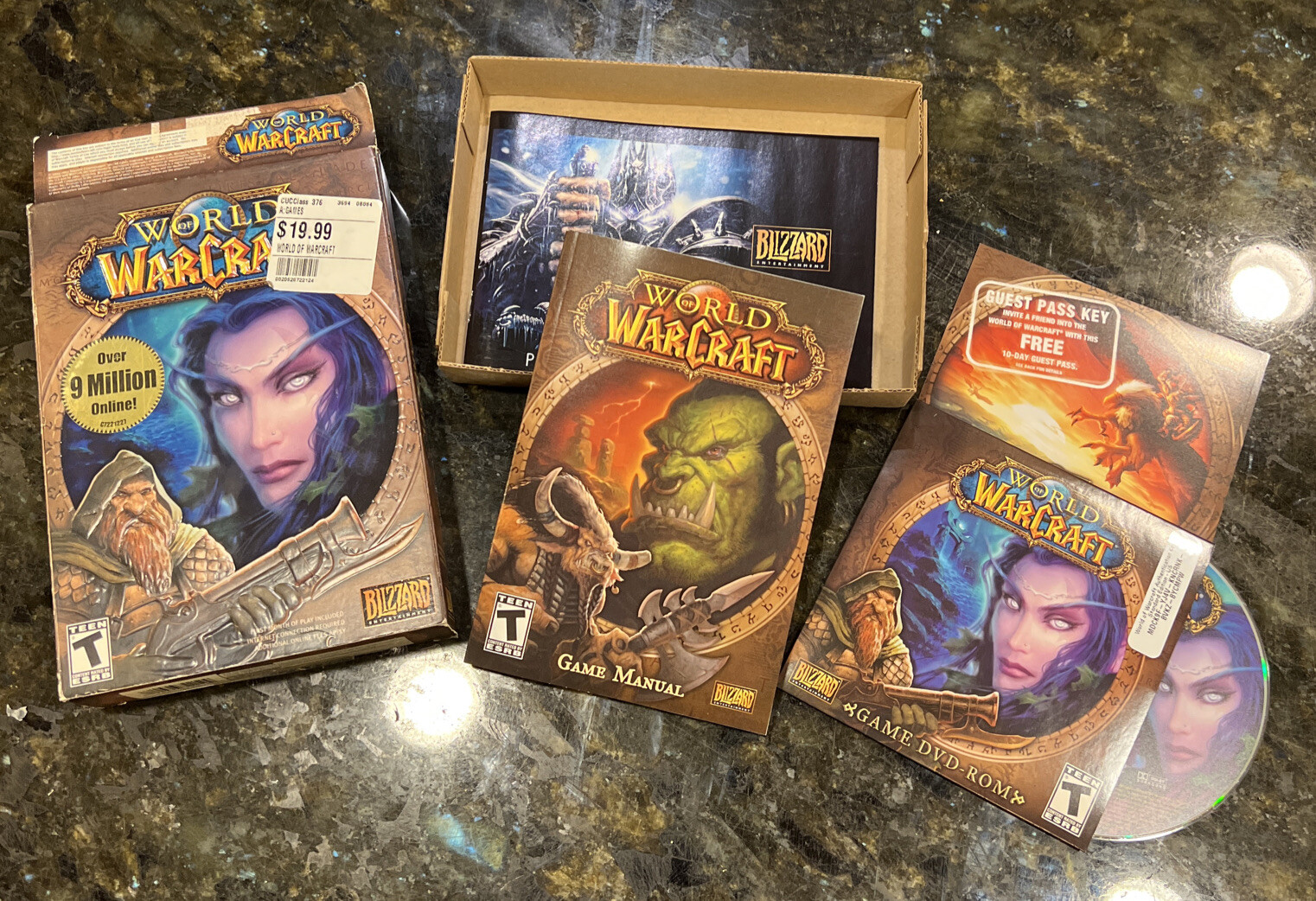 6 PC DVD-Rom Games Hellgate, Medieval II Total War, World Of WarCraft, Sims Lot