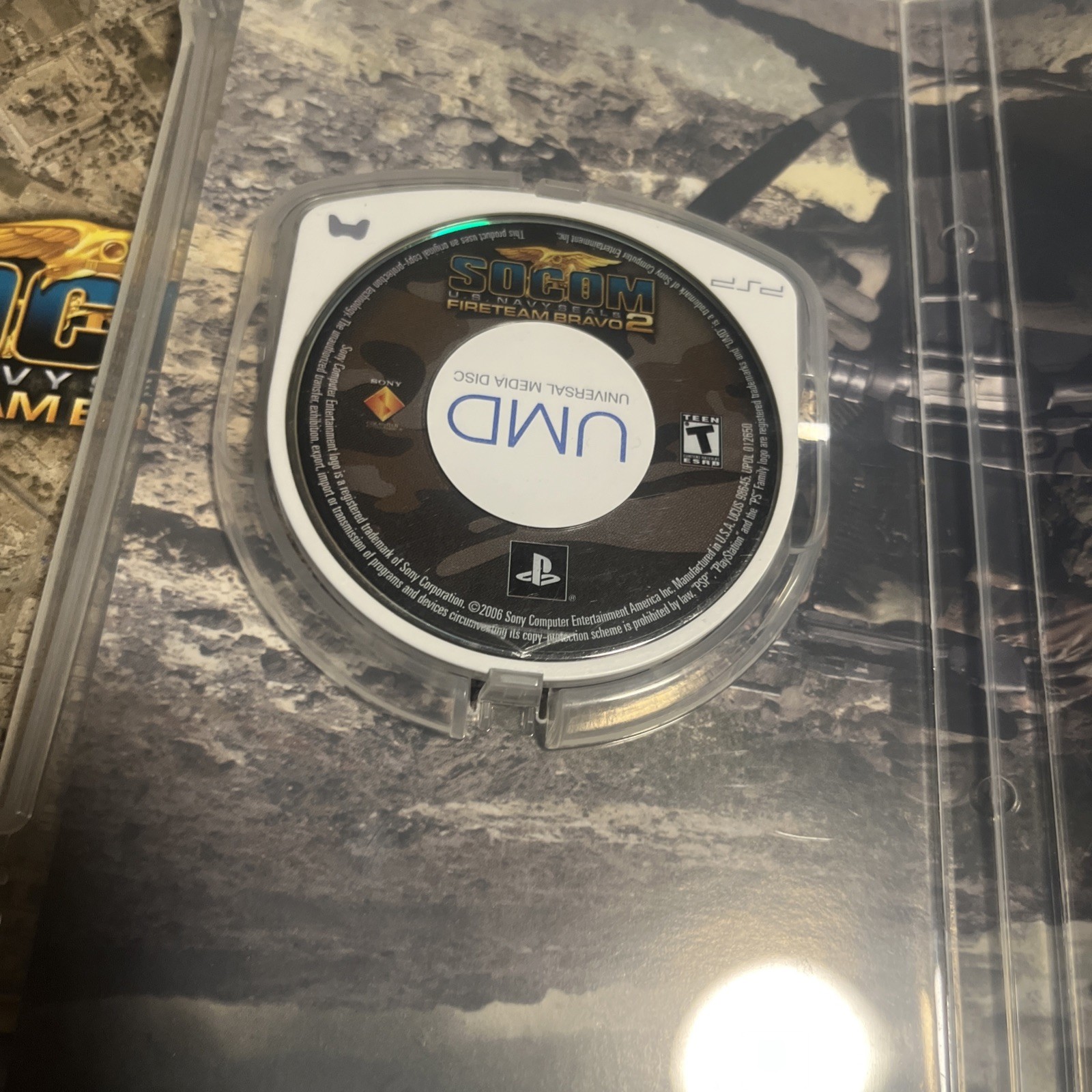 SOCOM: U.S. Navy Seals Fireteam Bravo 2 (Sony PSP) 2006; CIB Complete