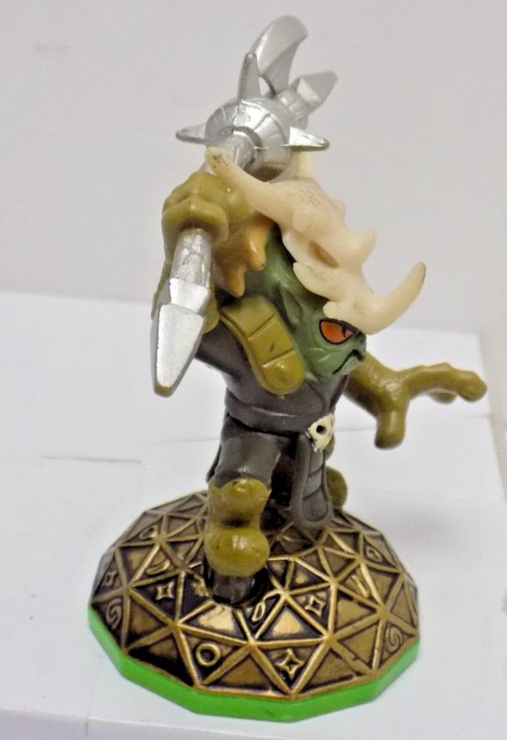 ACTIVISON 2012 INTERACTIVE GAME FIGURE FROM SKYLANDERS – VOODOOD