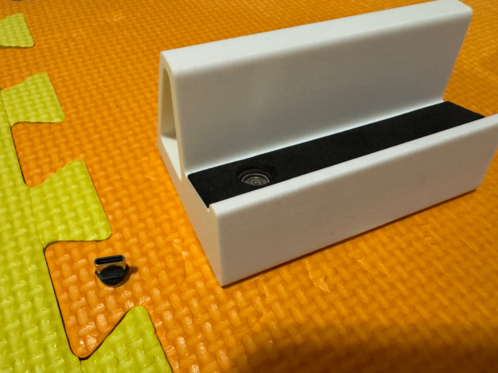 PowKiddy RGB30 Magnetic Charging Stand