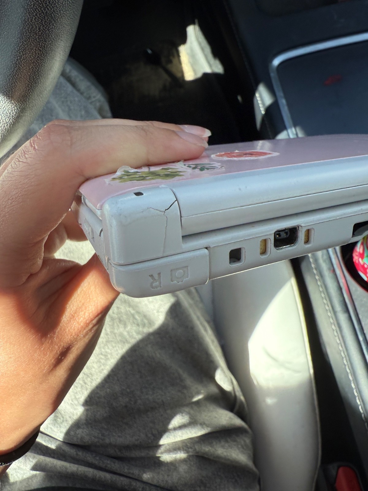 Nintendo 3DS XL Launch Edition Light Pink Handheld System + Charger + NO STYLUS