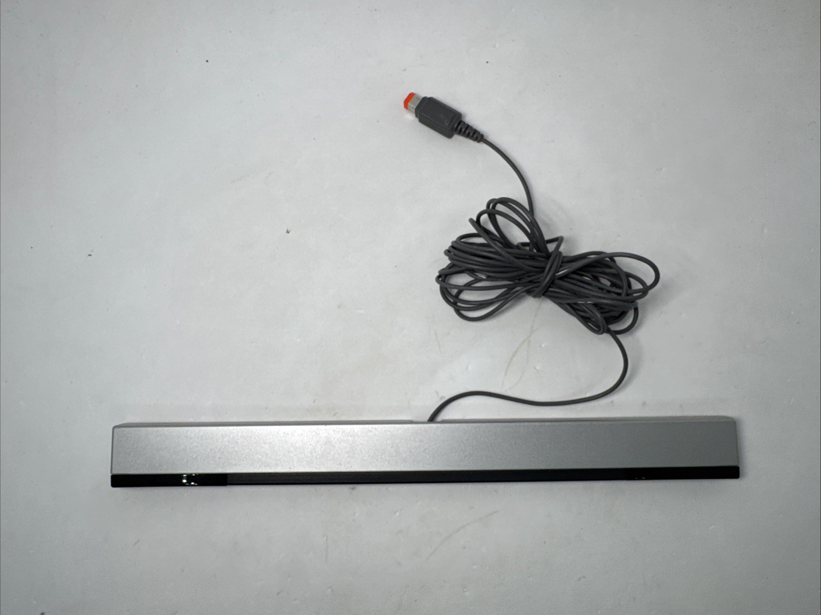 Nintendo OEM Sensor Bar Wired Official RVL-014 For Wii And Wii U Very Good