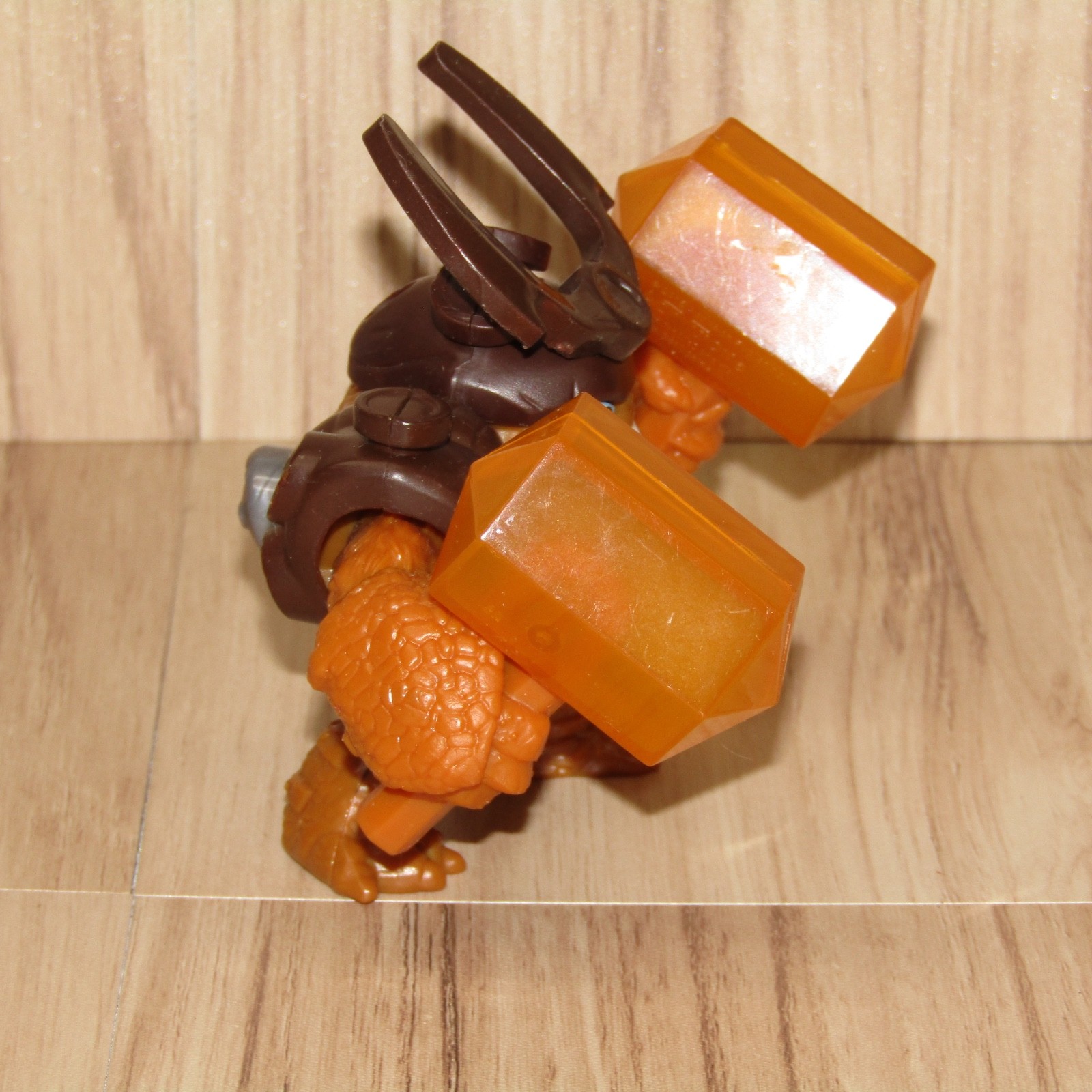 Skylanders Trap Team Wallop McDonalds Action Figure, Working Hammer Action