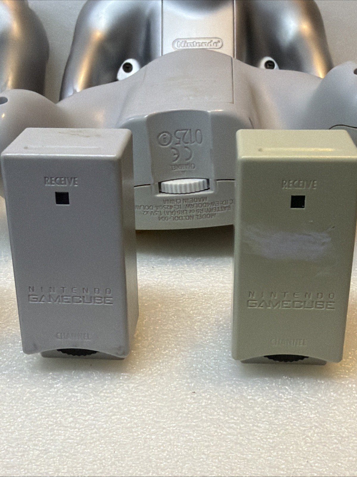 Lot Of 4 Nintendo GameCube Platinum Wavebird Controllers with Receivers UNTESTED
