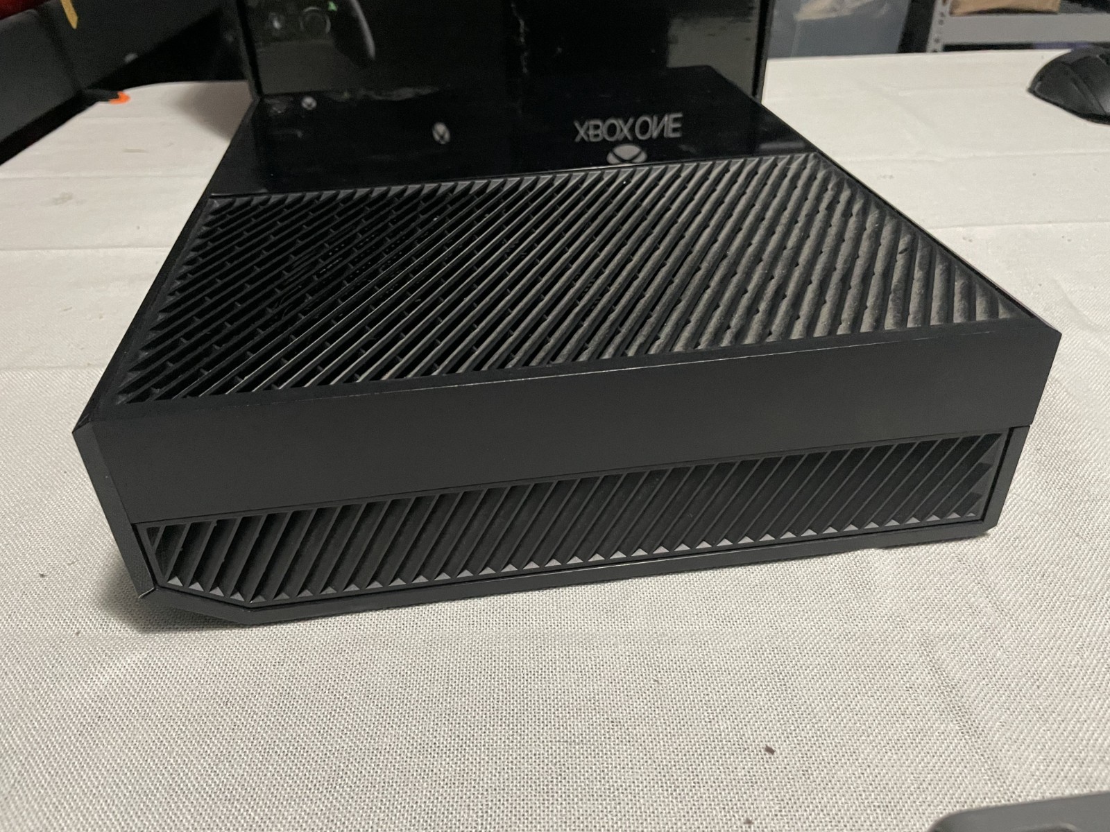 Microsoft Xbox One Day One Edition 500GB Black Console + GAMES