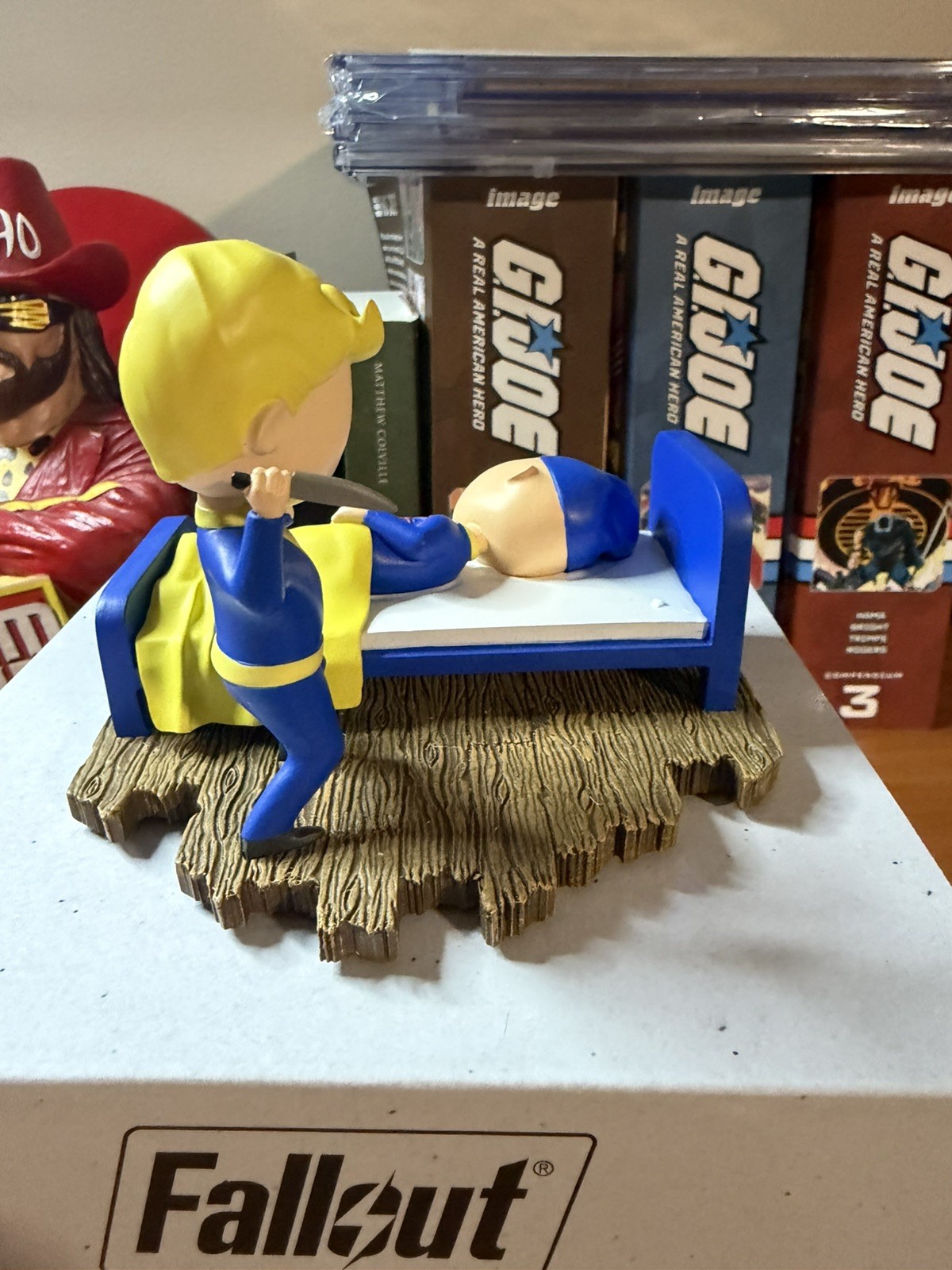 Fallout Vault Boy Mr. Sandman Statue Technicolor Color Variant Limited Edition
