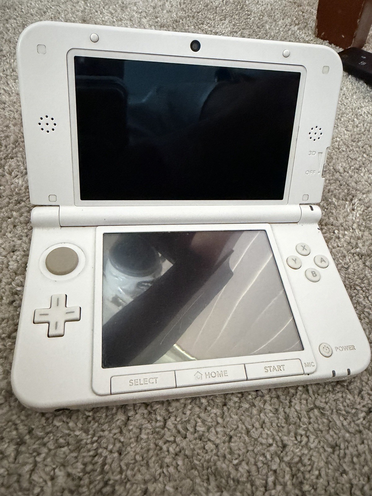 Nintendo 3DS XL Pink/White Handheld System 4GB 3D Wi-Fi w/ Charger