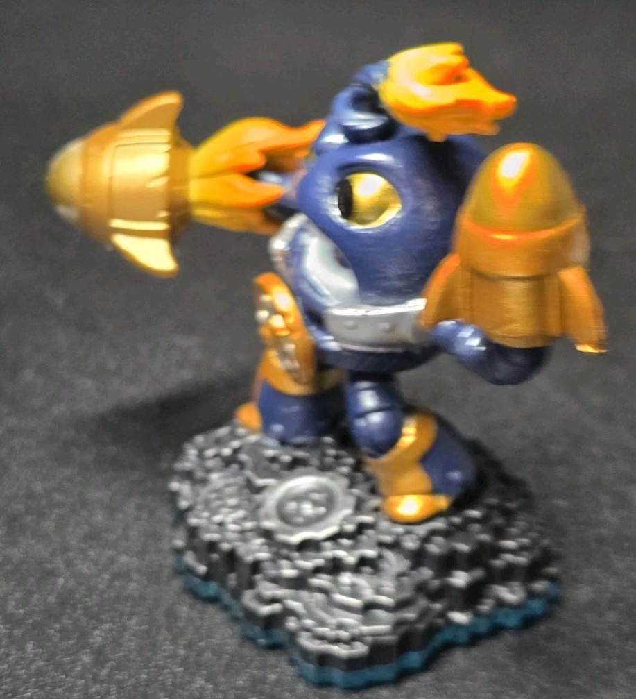 SKYLANDERS Swap Force COUNTDOWN Loose Figure 84747888