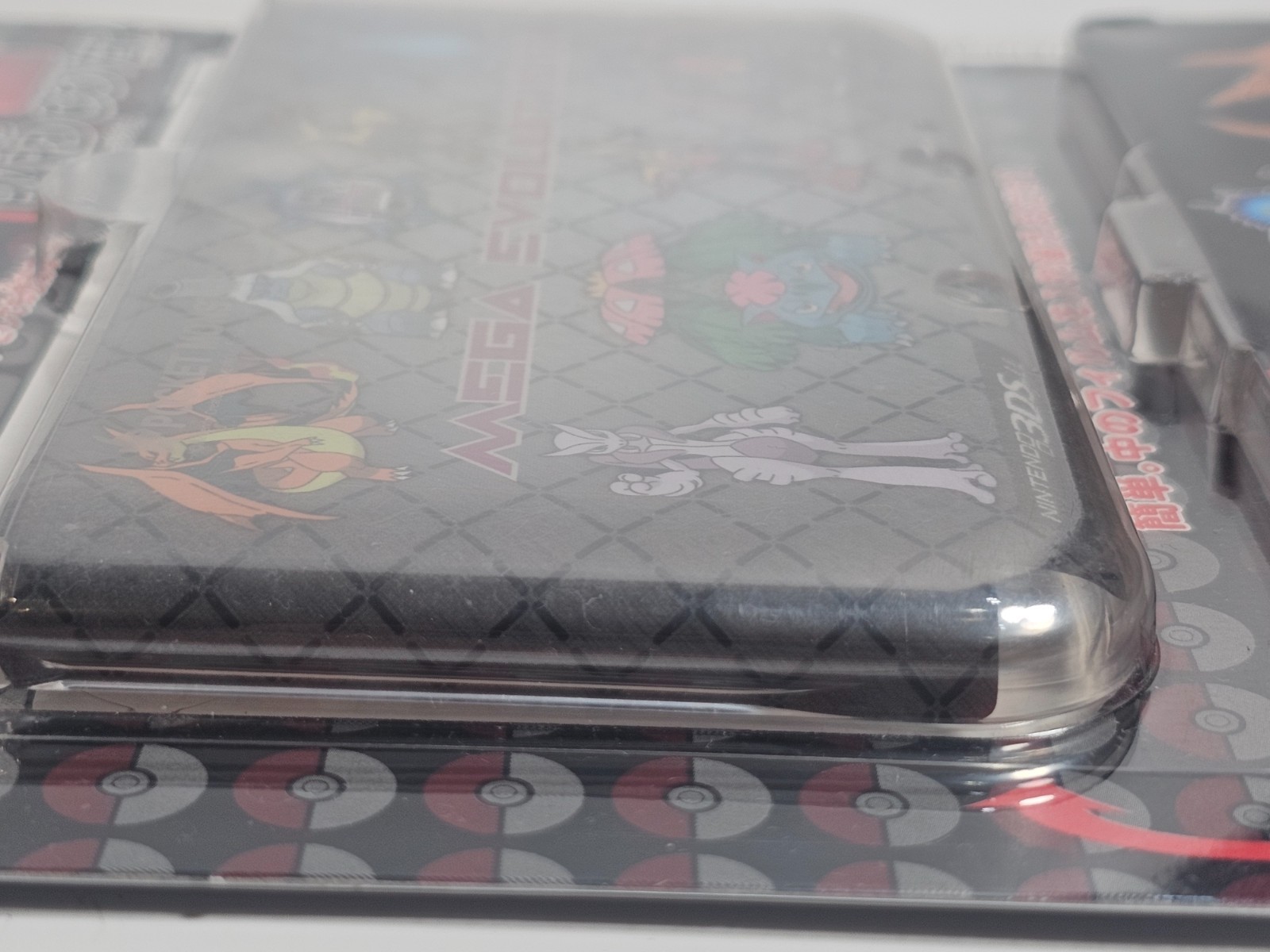 Pokemon Center 2014 Nintendo 3DSLL Mega Charizard X Y Garchomp Venusaur Blaziken
