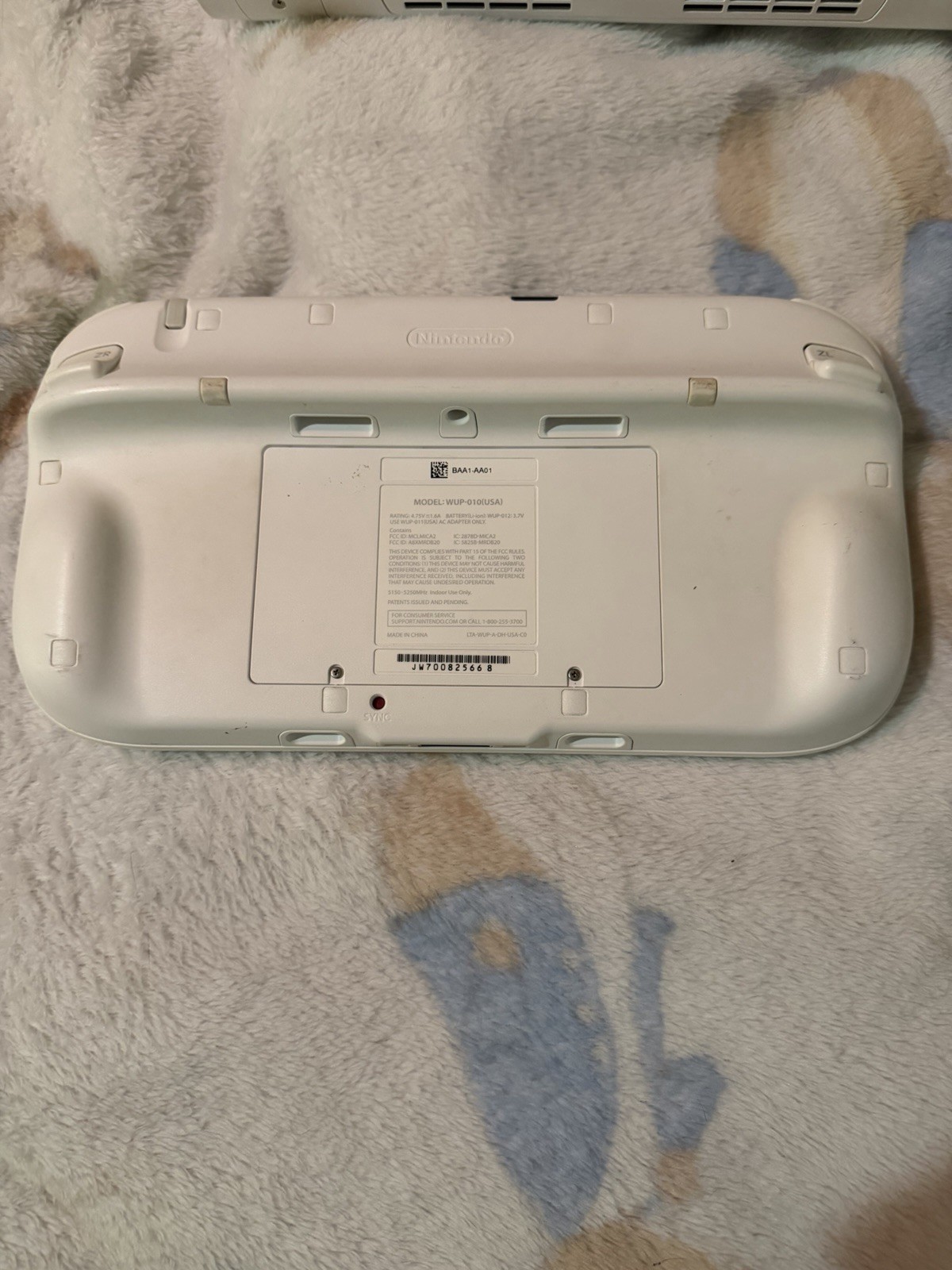 Nintendo Wii U 32GB Black Console with Gamepad, Tablet, and Power Cords