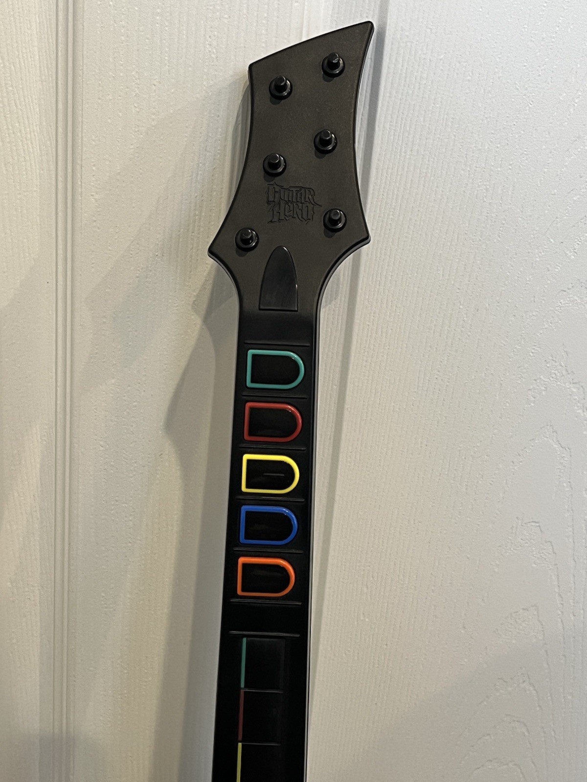 GUITAR HERO SUNBURST GUITAR CONTROLLER – NO DONGLE *TESTED W/AA’s – Lights Up*