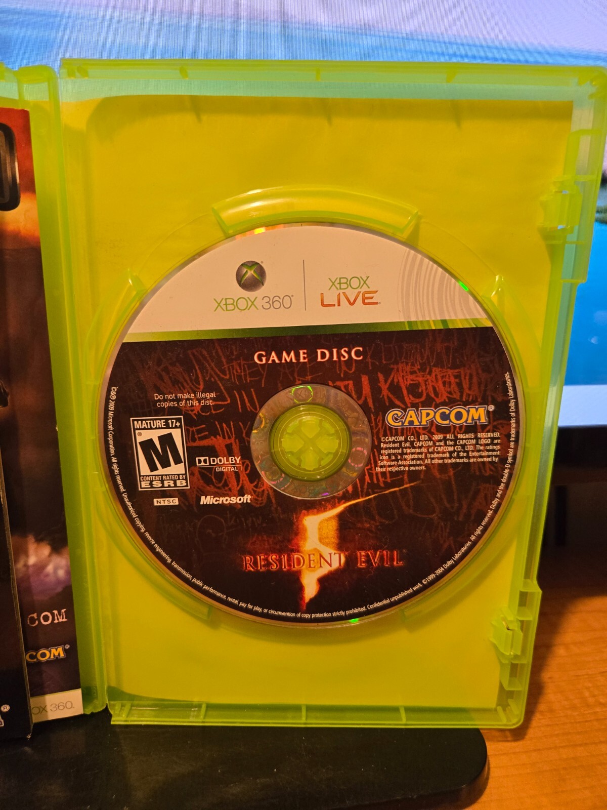 Resident Evil 5 & 6 (Microsoft Xbox 360 Lot) Capcom, Complete