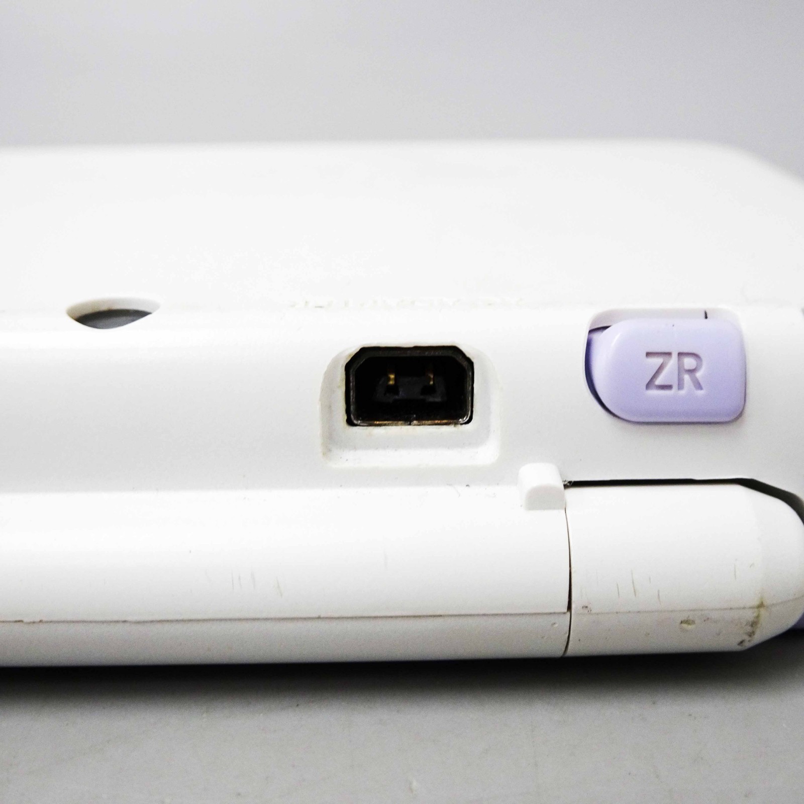 New Nintendo 2DS LL XL White Lavender Console Handheld System Japan Tested