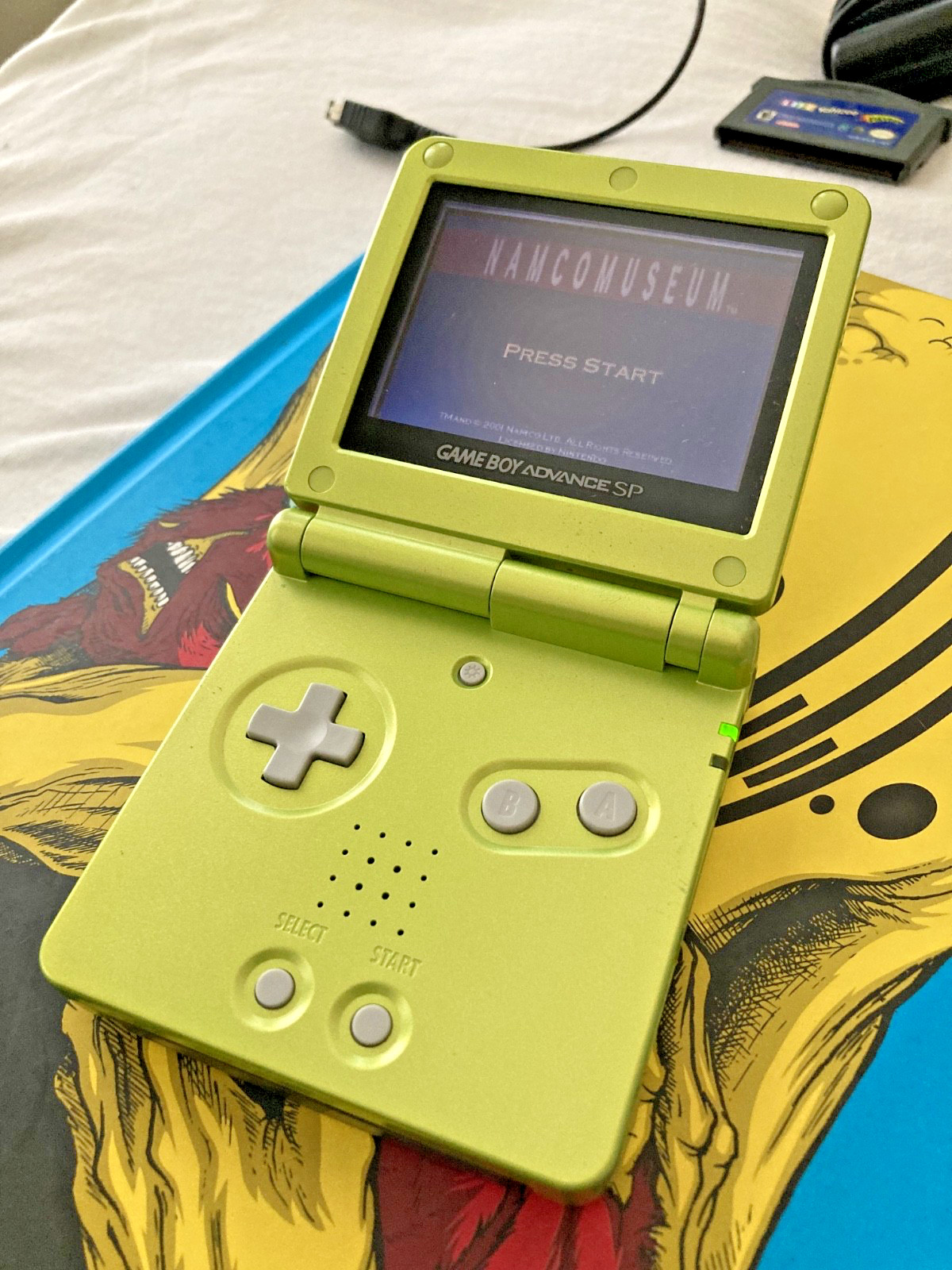 Nintendo Gameboy Advance SP Lime Green AGS-001 Bundle – Tested w/ Charger/Games