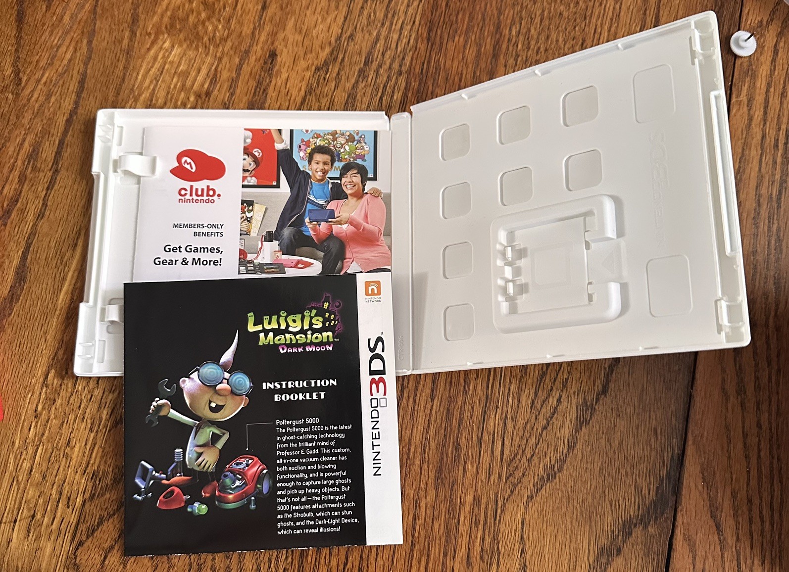 NO GAMES Lot of 9 Nintendo DS/3DS Case Lot – some have manuals