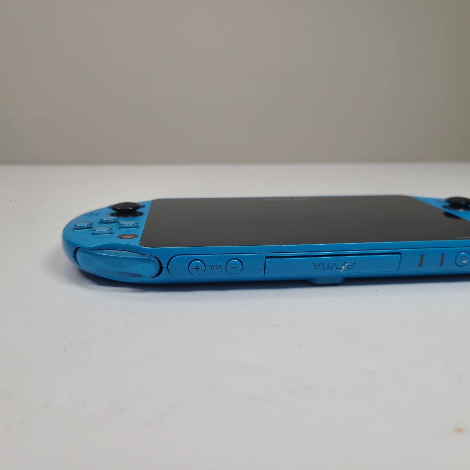 Sony PS Vita PCH 2000 ZA23 Aqua Blue Slim Console W/ LEGO Jurassic World Game