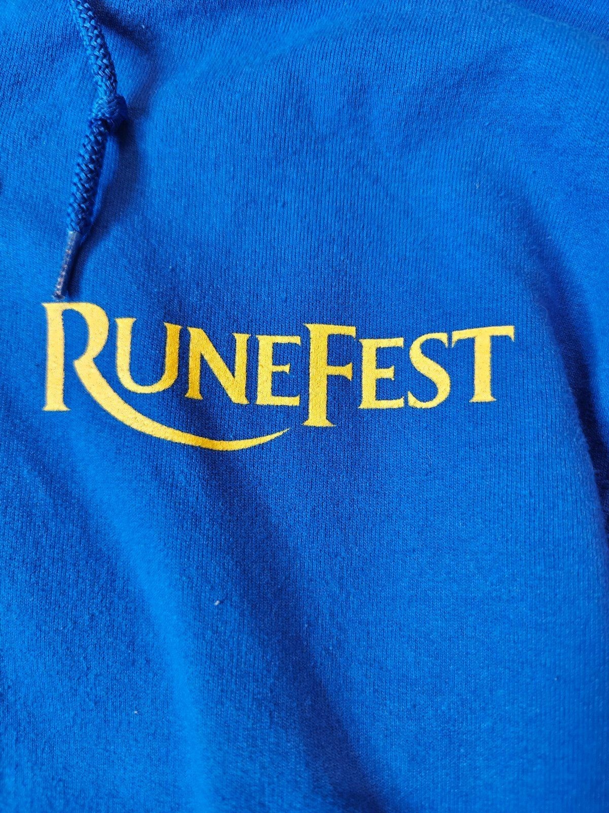 RuneScape Runefest OSRS Hoodie Event Staff Item Dragonslayer Size Small Blue
