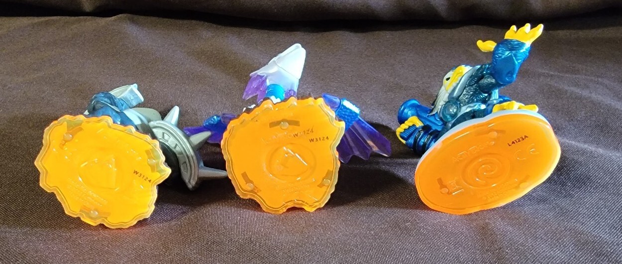 Skylanders Giants Flashwing, Jet Vac, Terrafin Activision Figures