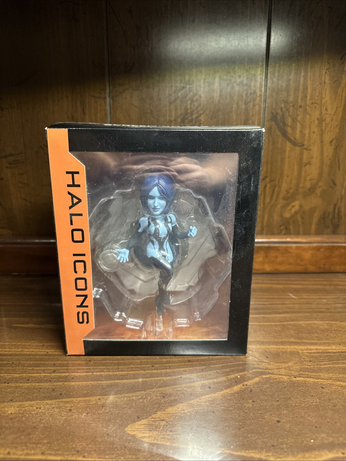 SEALED IN BOX Halo Icons Cortana Figurine 2017 Legendary Loot Crate Series 2