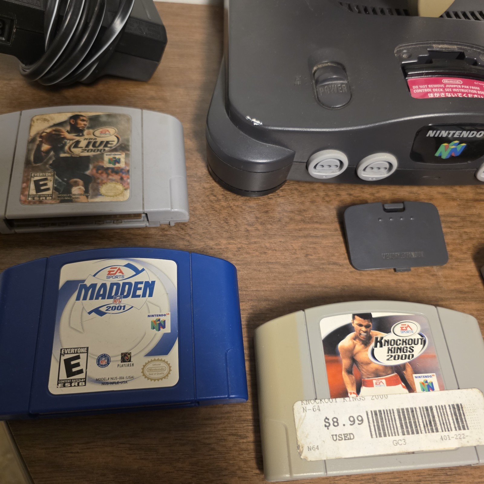 Nintendo 64 NUS-001 Lot W/ 6 Games- 1 Controller -UNTESTED- Jumper Pak-