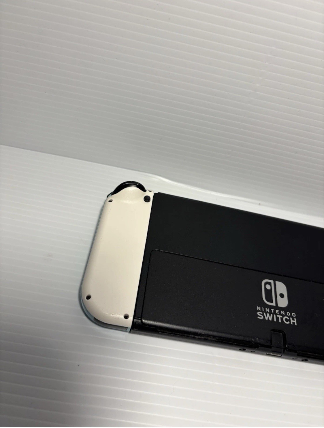 Nintendo Switch OLED – Tested w/ Screen Protector, Case, & green/blue Joy-Cons
