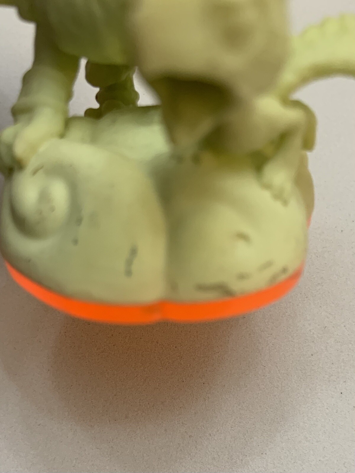 Skylanders Giants Sonic Boom & Cynder Glow in the Dark Figures Activision 2012