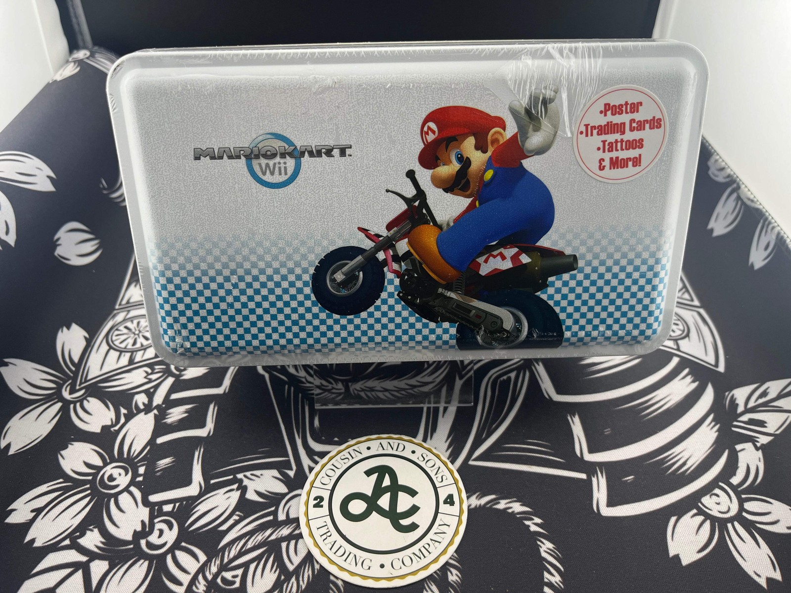 Mario Kart Nintendo Wii Trading Card Collector’s Tin Brand New