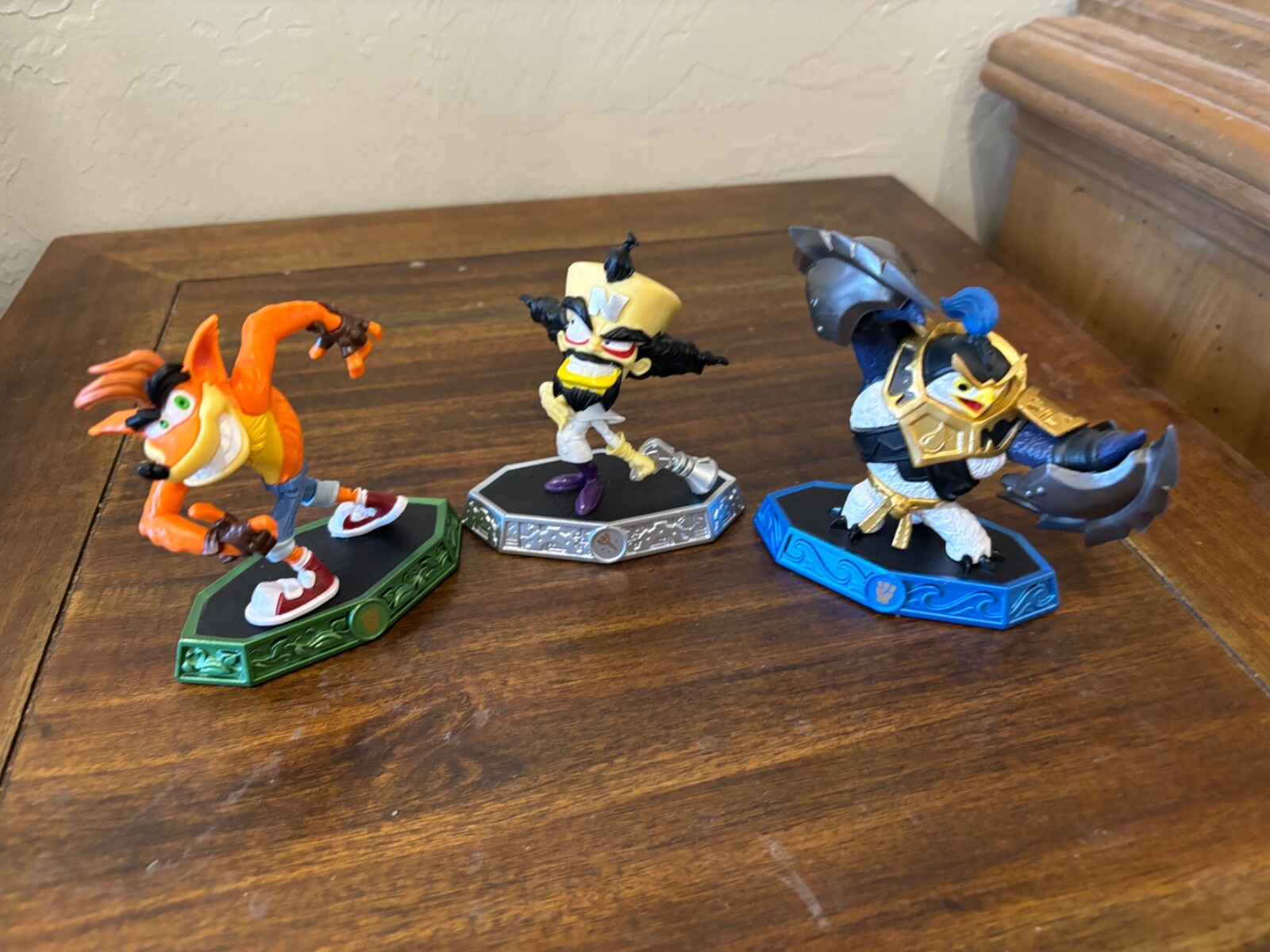 Skylander Imagination set 3 characters and 1 imaginator crystal