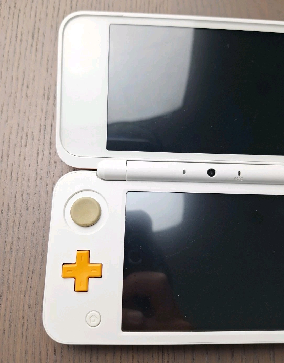 New Nintendo 2DS XL White Orange | Charger + 32GB SD Card | Region Free