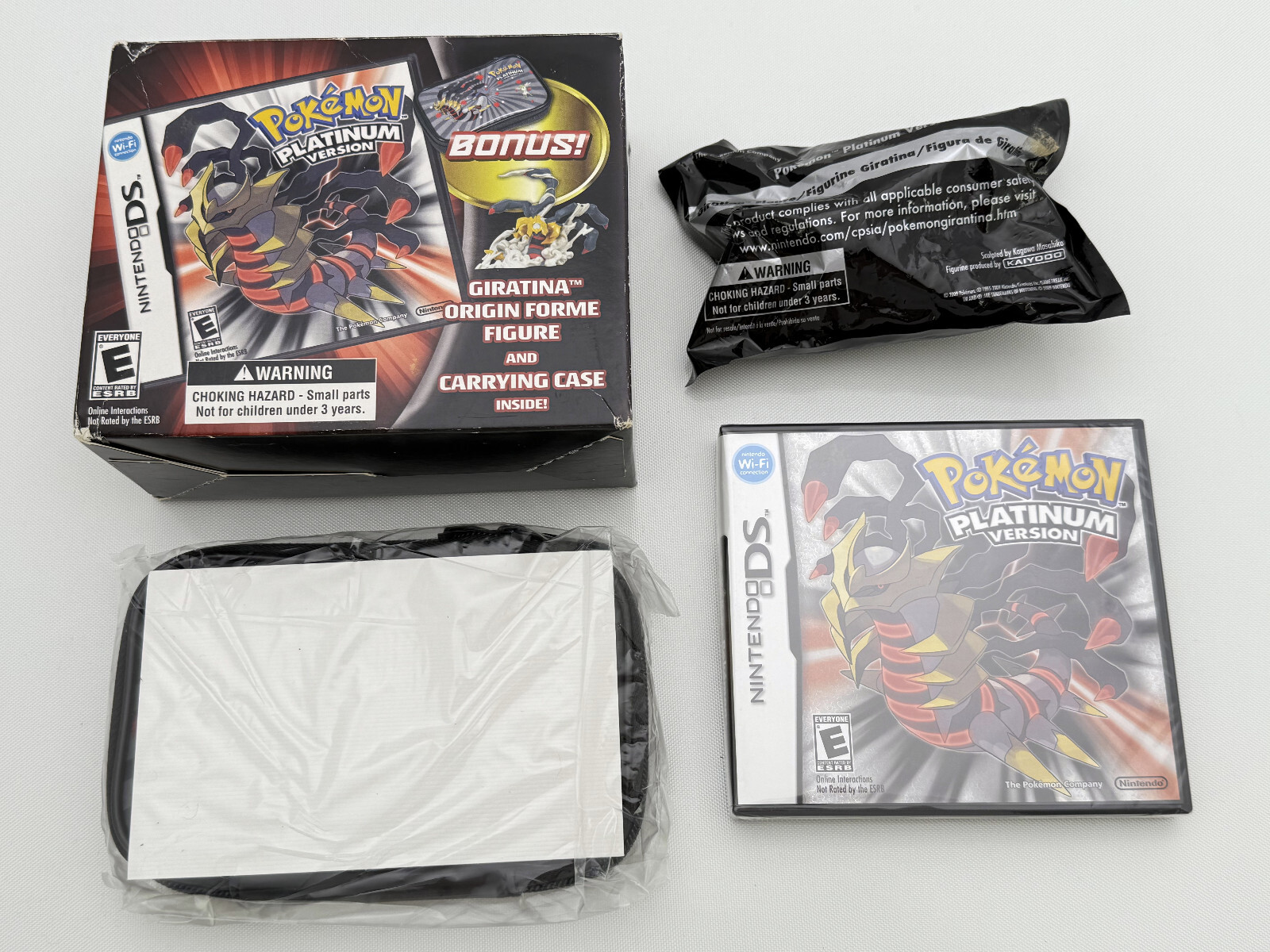 New! Pokemon Platinum Version Big Box Walmart Bonus Bundle Version w/Figure