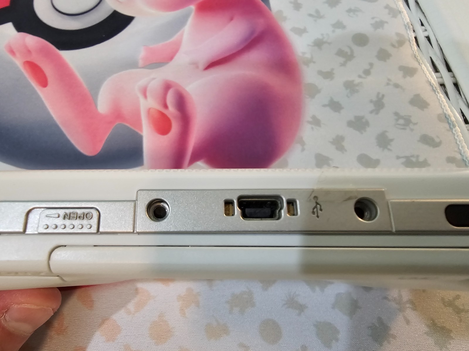 Sony PSP 1000 Ceramic White – Good Condition, Memory Card
