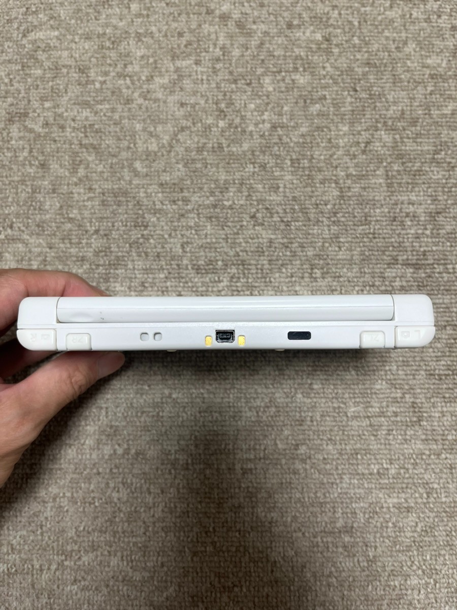New 3DS LL XL Pearl White Japan Nintendo Console region Japanese B7