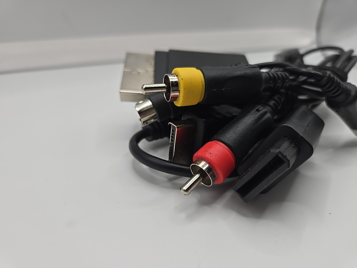 Multi Console PlayStation Nintendo Xbox AV Cord Cable