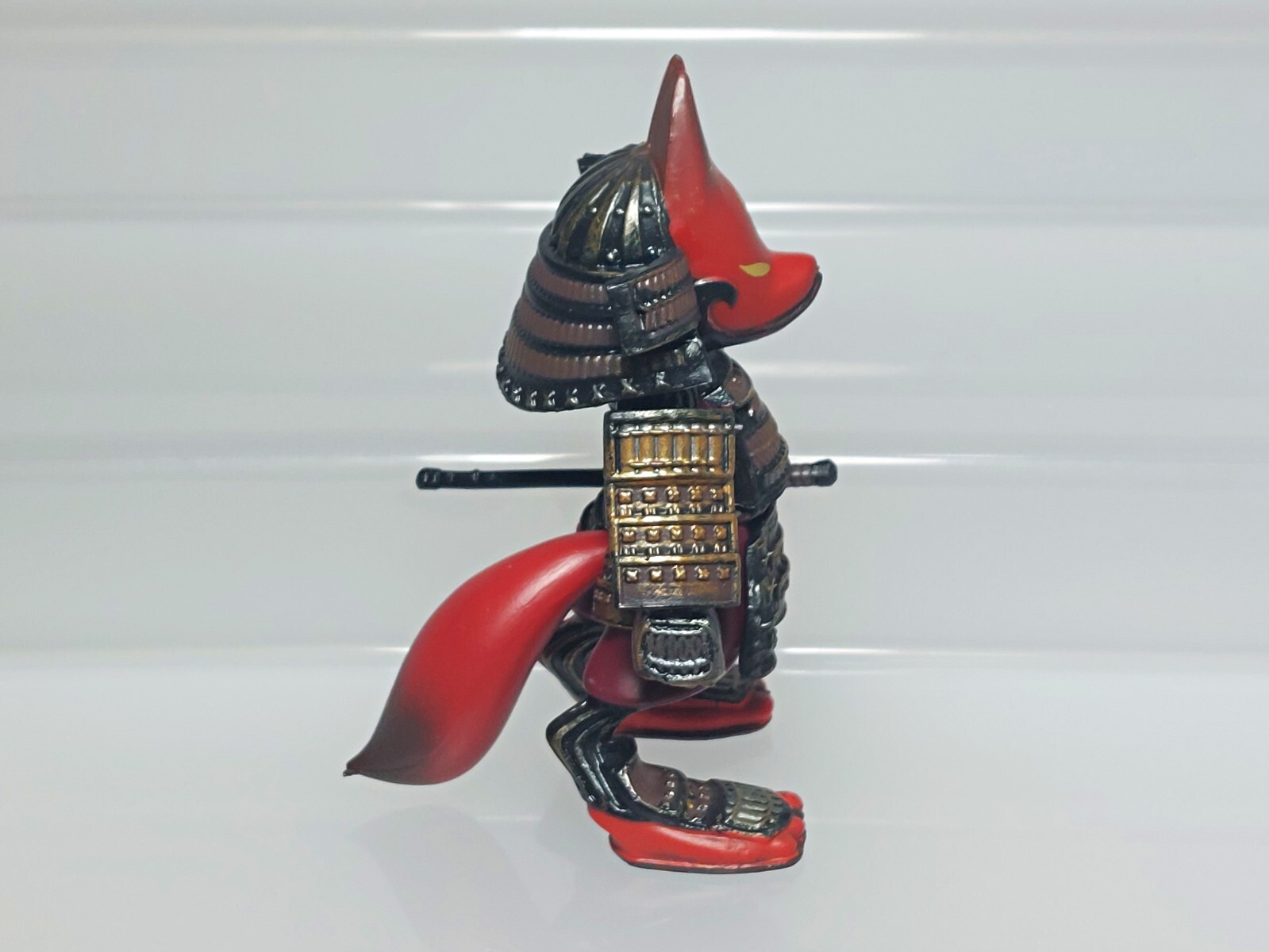 Fox Warrior II Beastman x Armor Kitsune (Red Armored) Figure SO-TA W04 3.2in