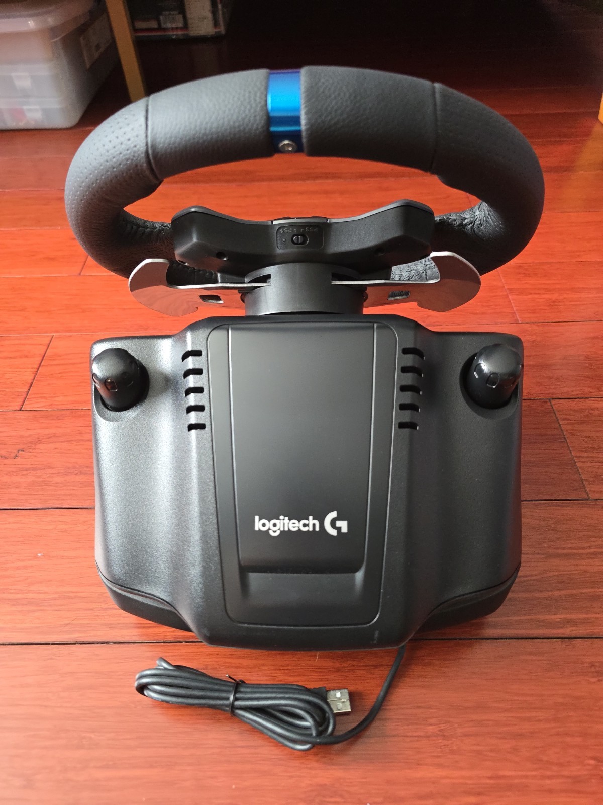 Logitech G29 Driving Force Racing Wheel & Pedal Set – Black (941-000110)