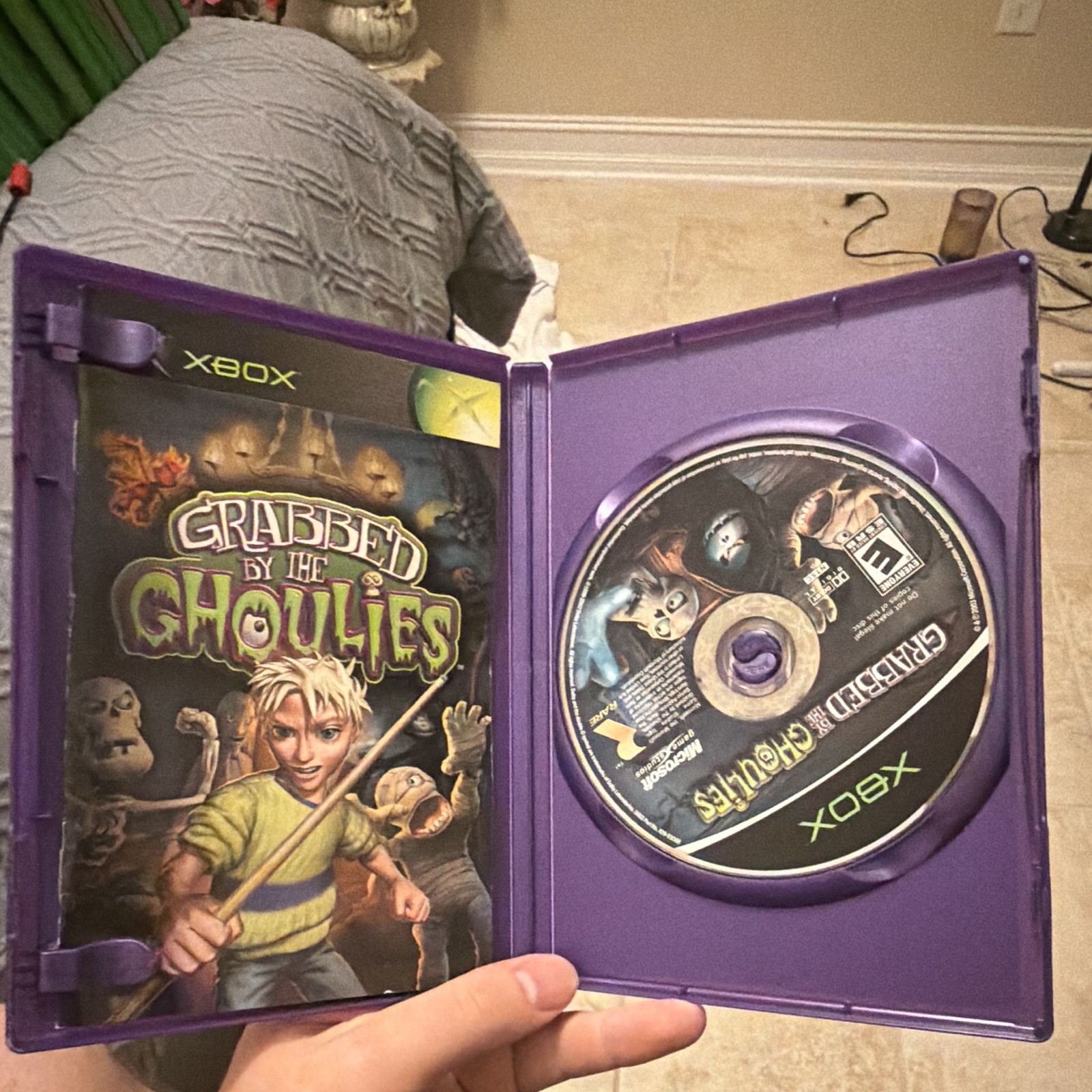 Grabbed by the Ghoulies (Microsoft Xbox) E Rated – NTSC-U/C, Case & Disc