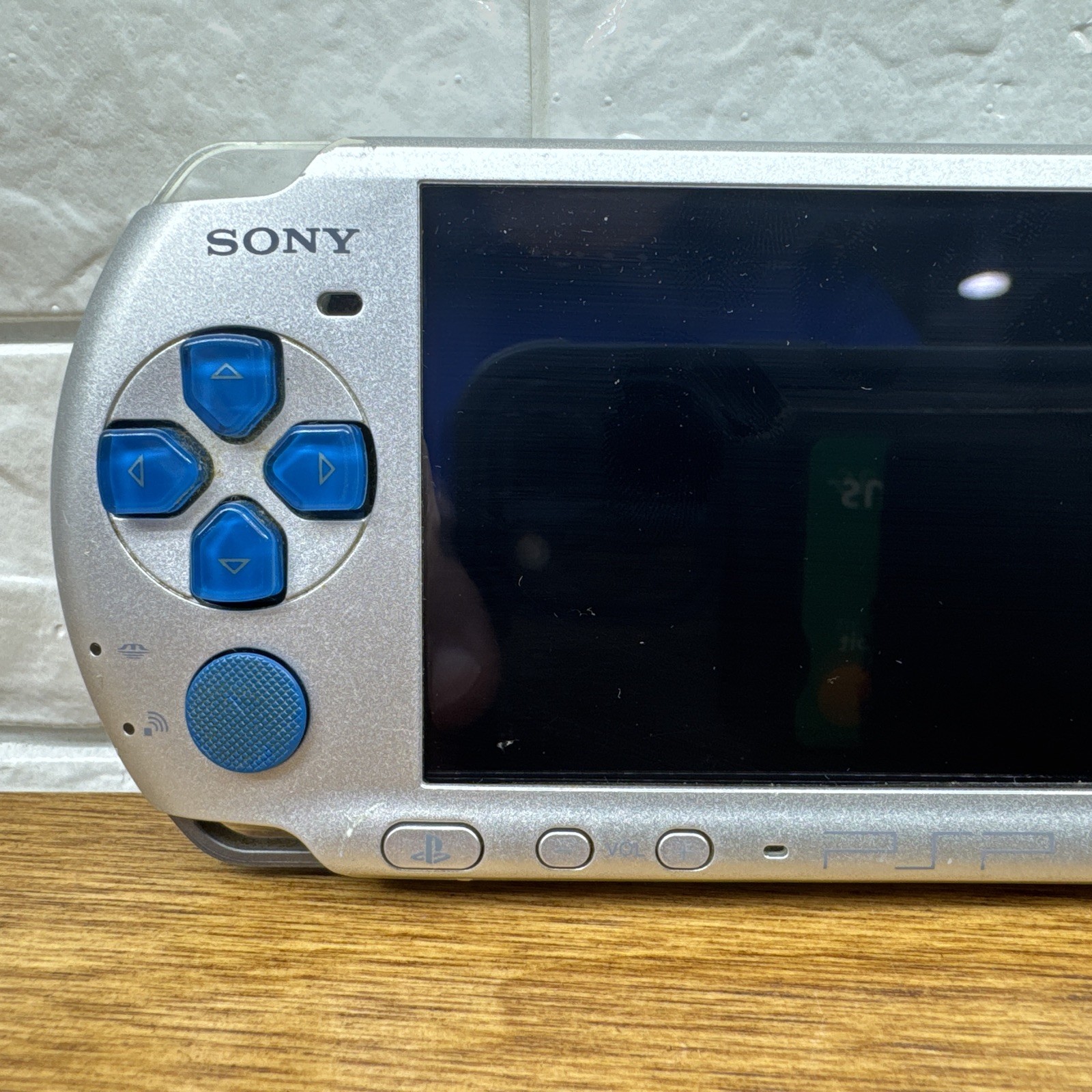 Sony PSP-3000 Portable Mystic Silver Handheld System Parts/Repair Untested