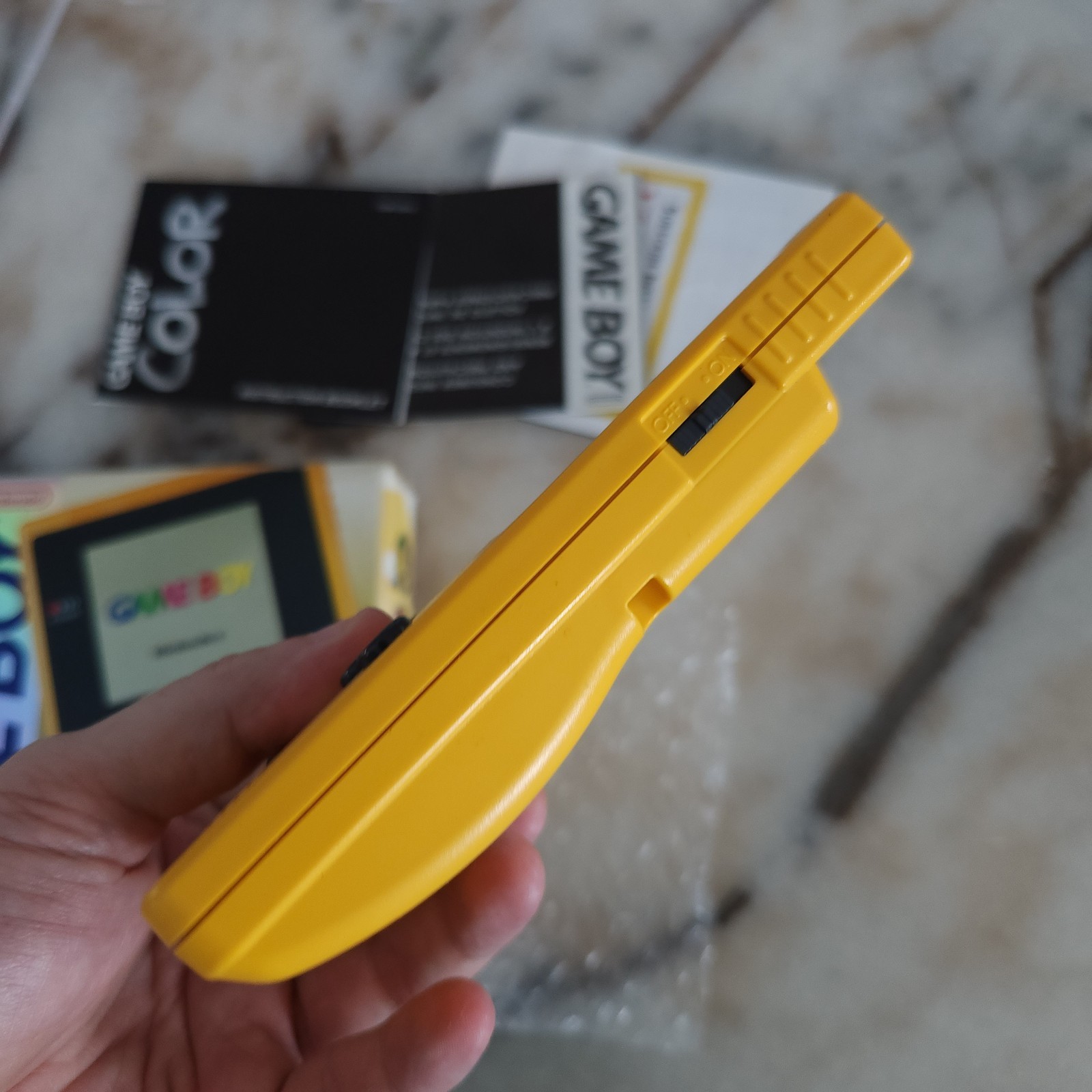 FIRST PRINT Game Boy Color GBC Dandelion Yellow CIB VERY GOOD CONDITION