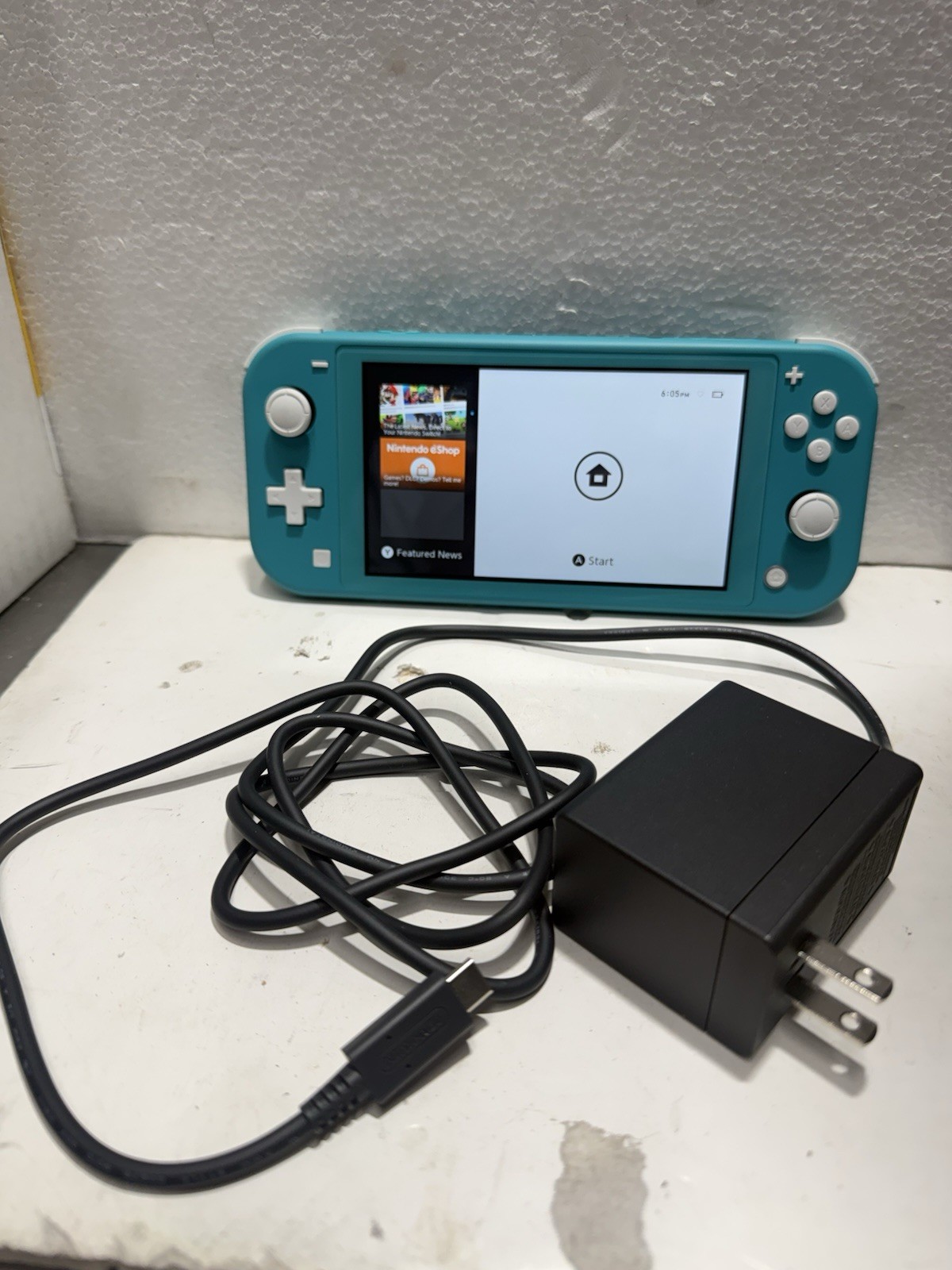 Nintendo Switch Lite HDH-001 32GB Handheld Video Game Console Turquoise